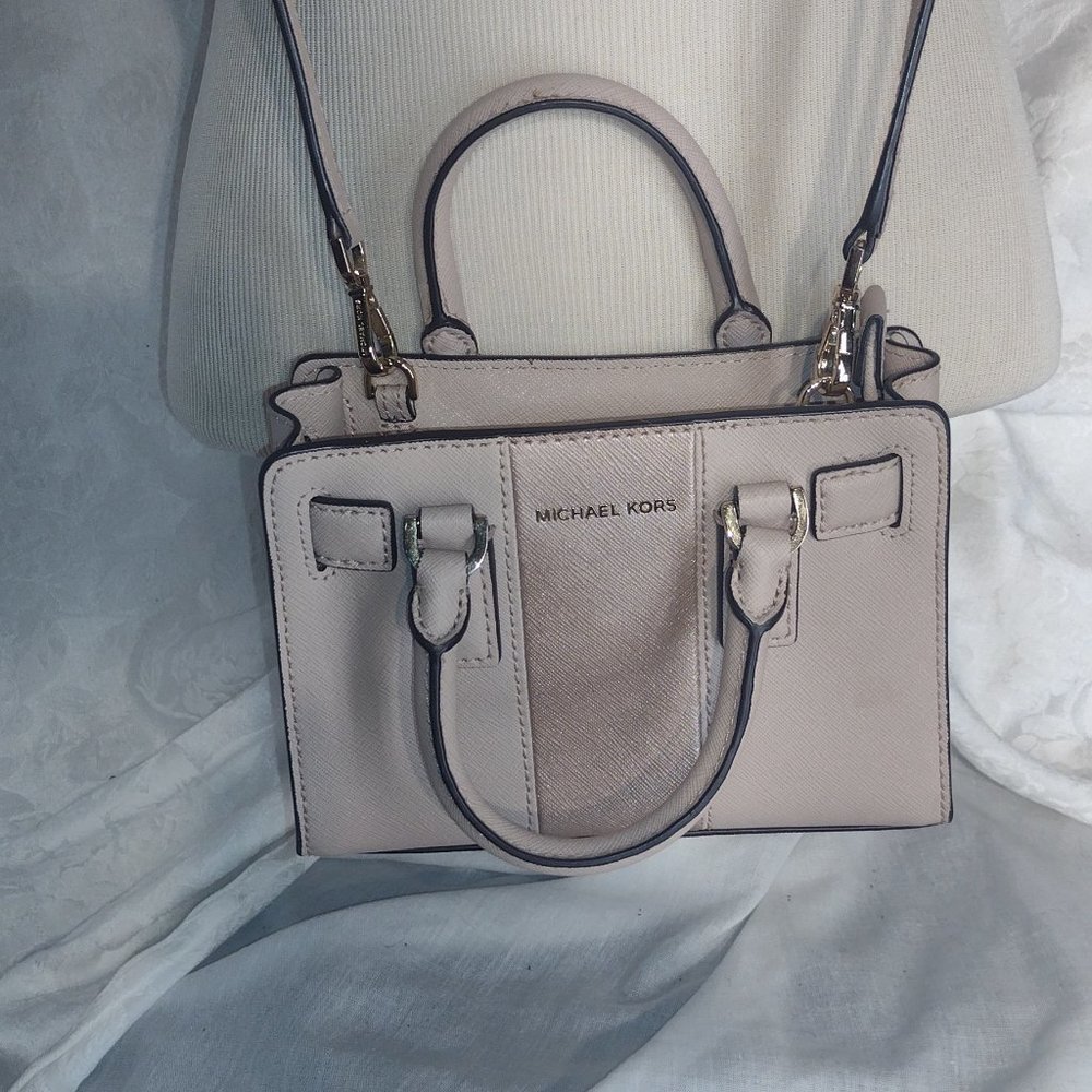 Michael Kors Mini Purse - Center Zip, Cross body or hand bag mermaid BEST IN BAG